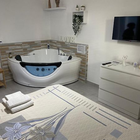 La Chicca Sul Mare Villa Bari Buitenkant foto
